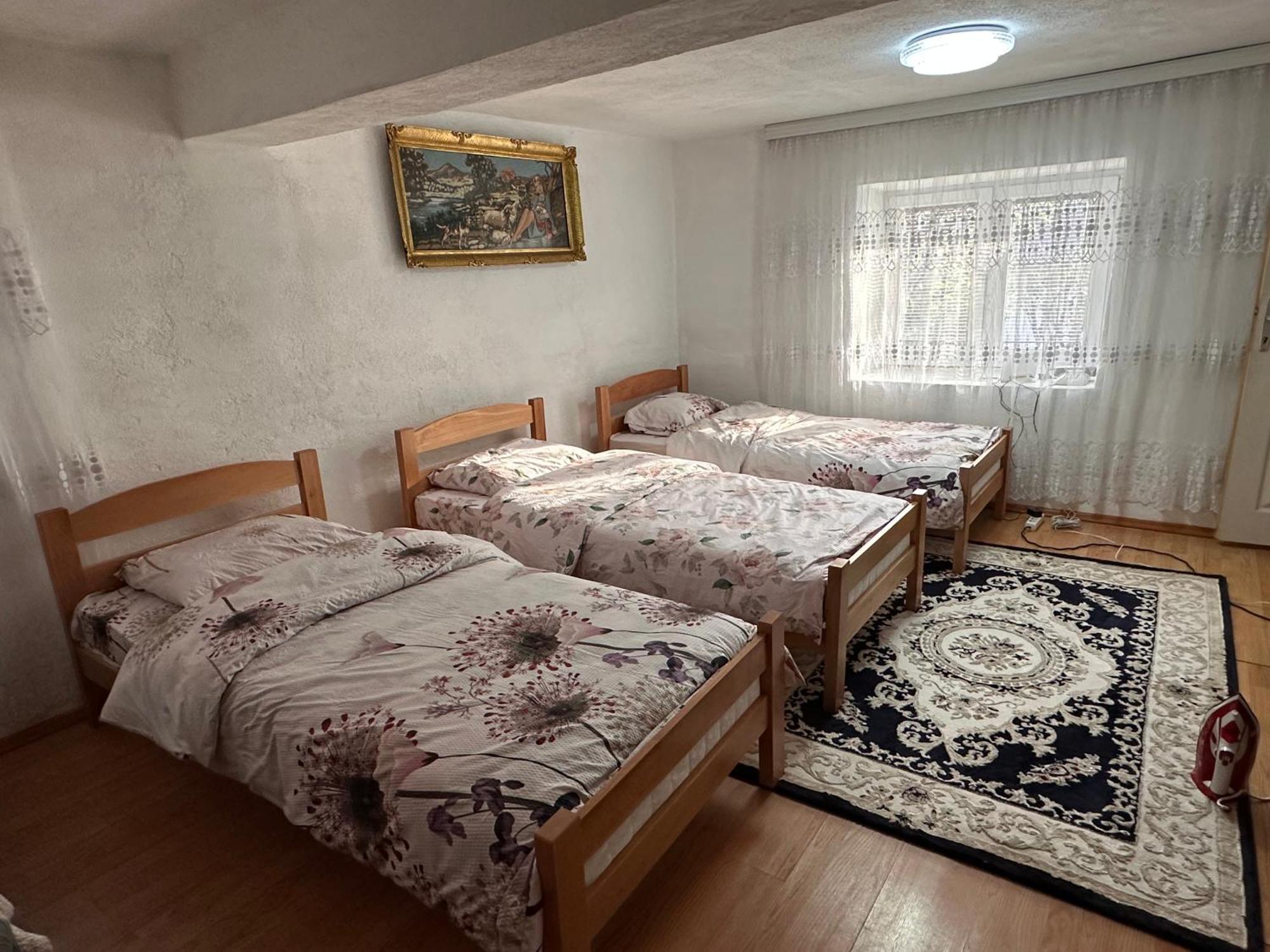 Guest House Guri Vuthaj 외부 사진